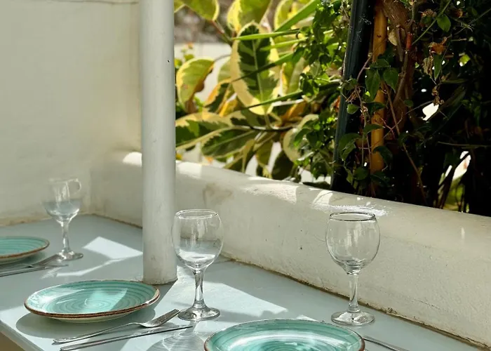 Cycladic Cove In Naxos Town Apartment