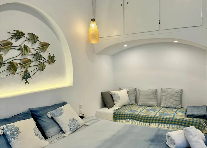 Cycladic Cove In Naxos Town * Naxos City